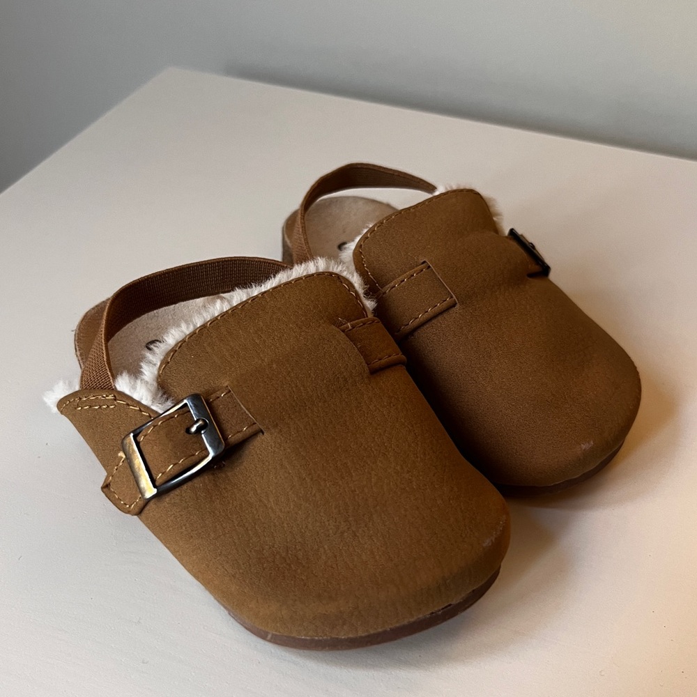 Old Navy baby Birkenstock clog
